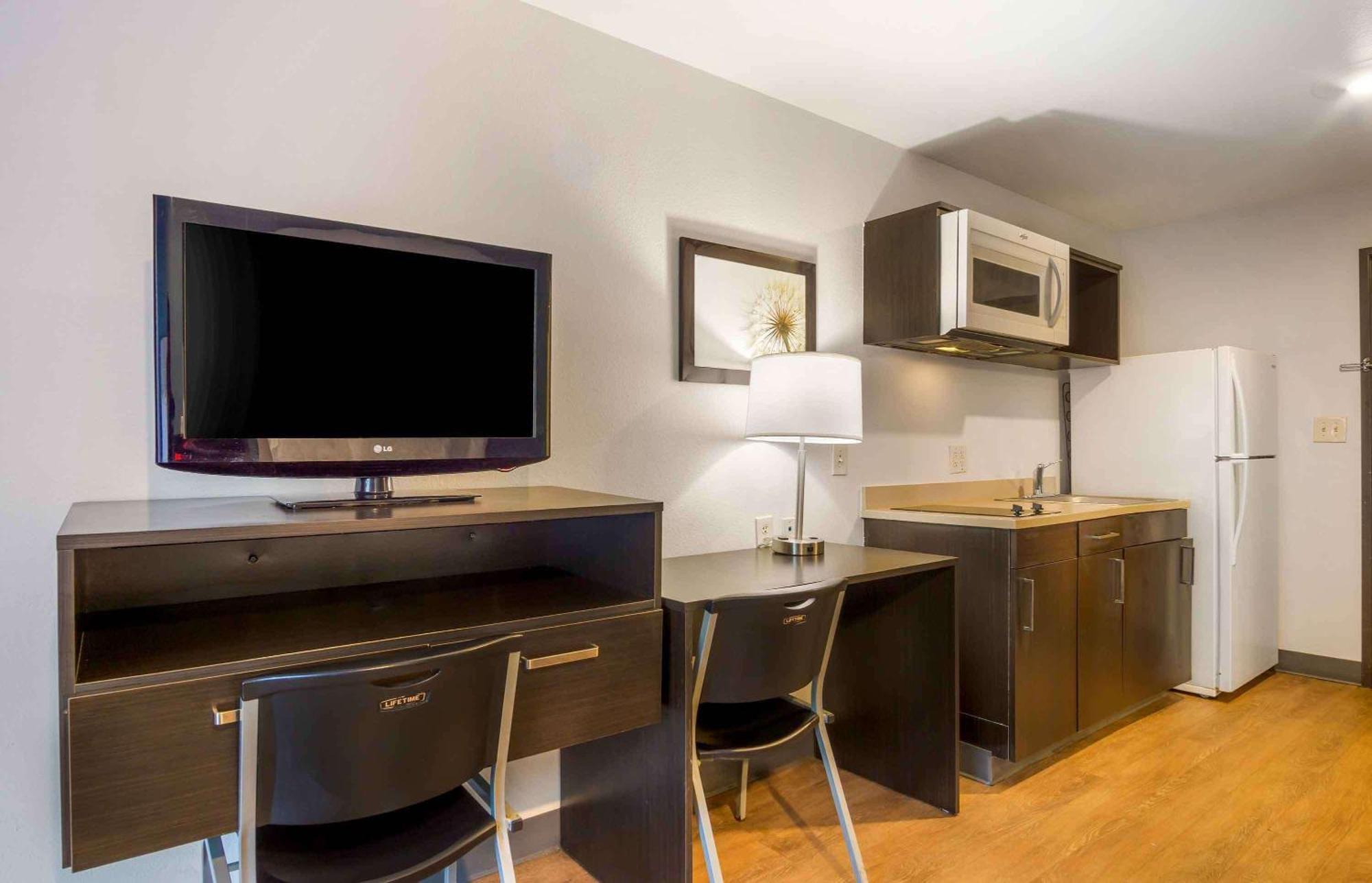 Extended Stay America Select Suites - Charleston - Ashley Phosphate Rd Hanahan Esterno foto