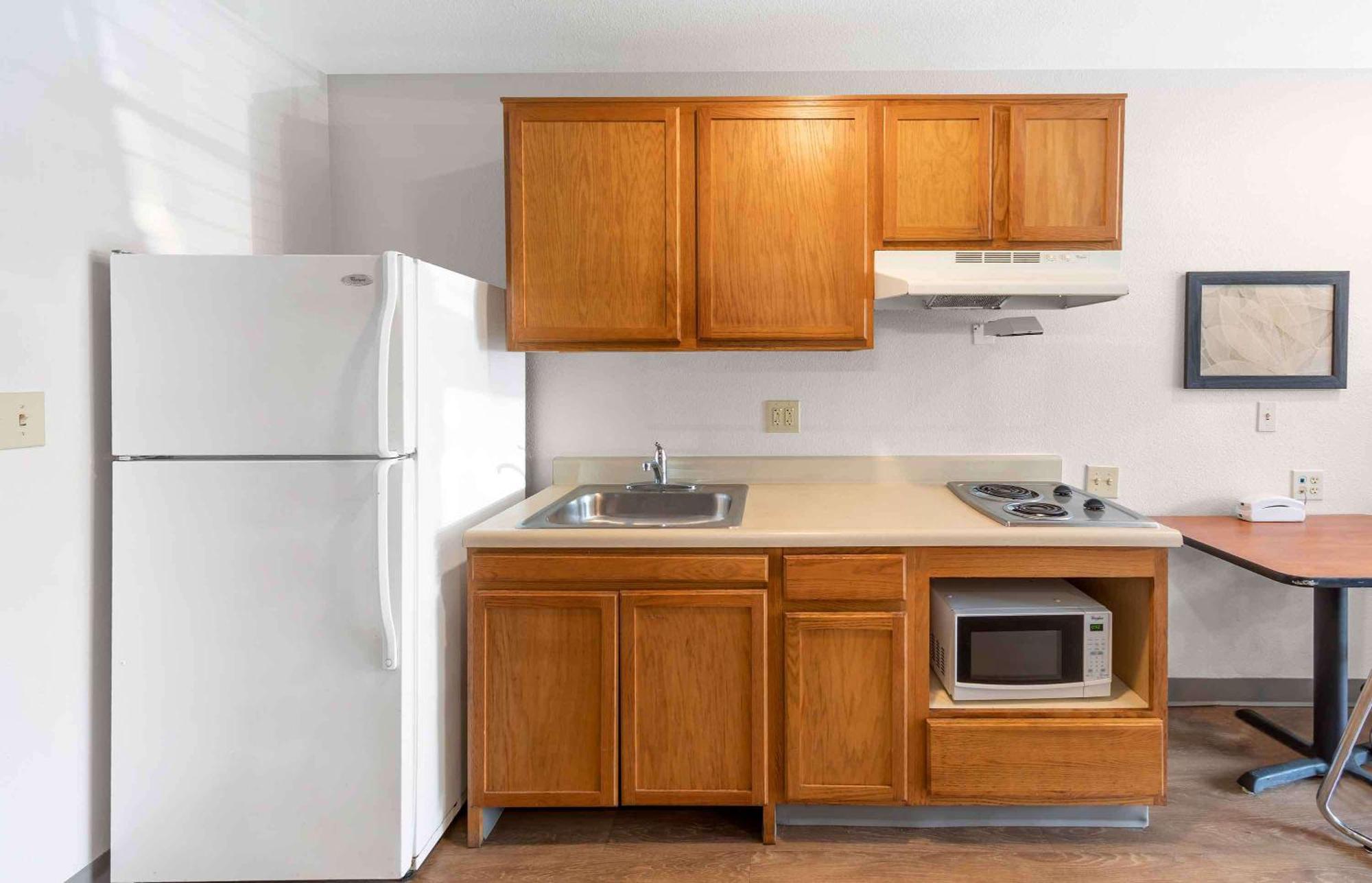 Extended Stay America Select Suites - Charleston - Ashley Phosphate Rd Hanahan Esterno foto