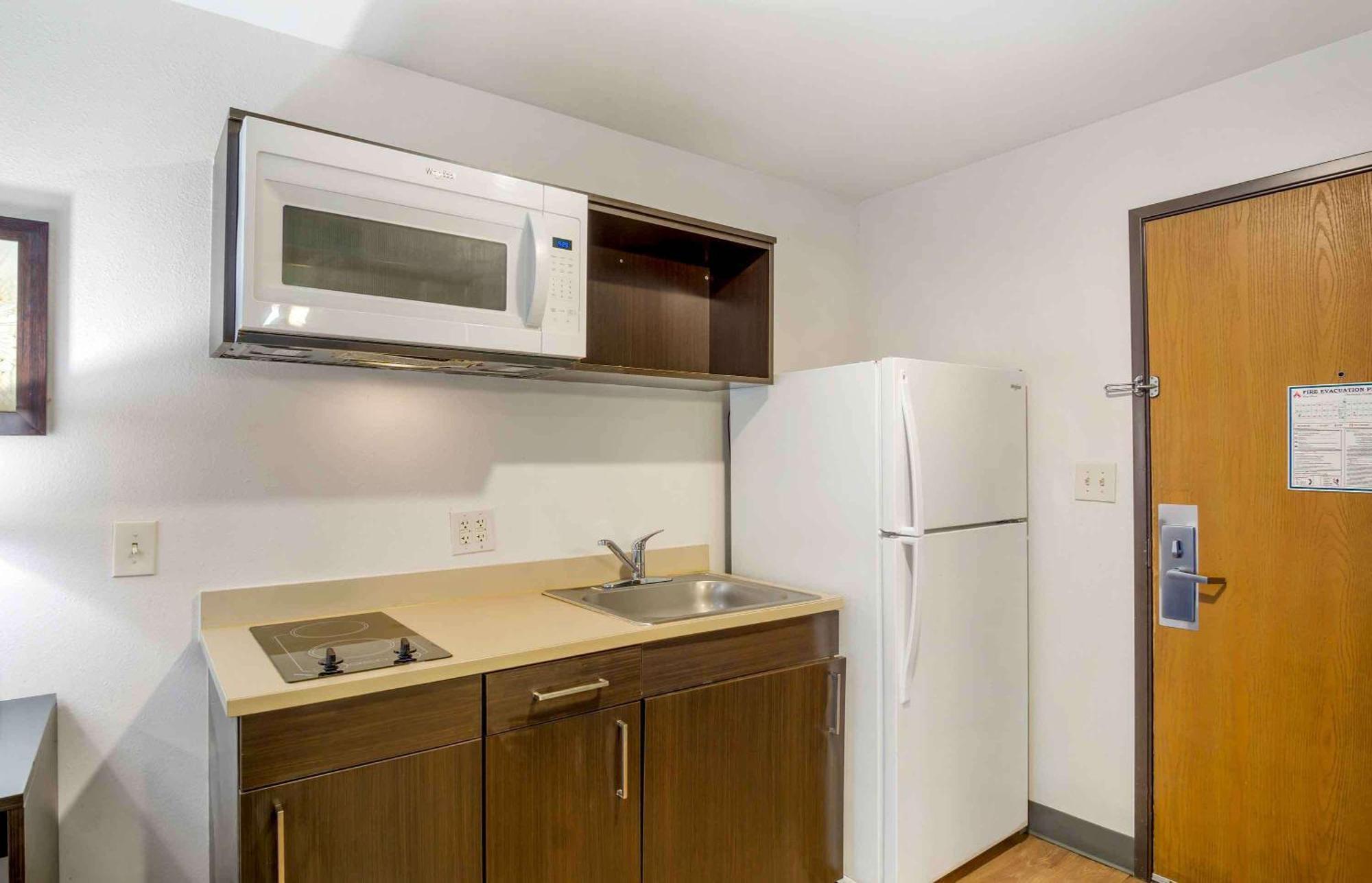 Extended Stay America Select Suites - Charleston - Ashley Phosphate Rd Hanahan Esterno foto